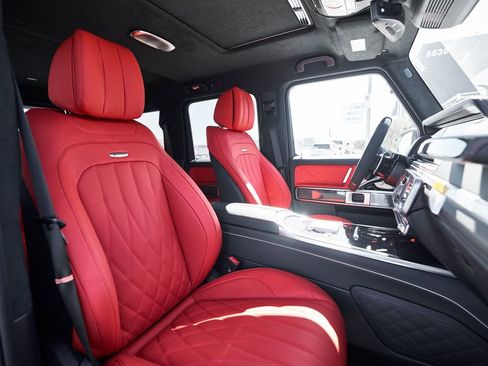 Used 2025 Mercedes-Benz G 63 AMG 4MATIC image 46