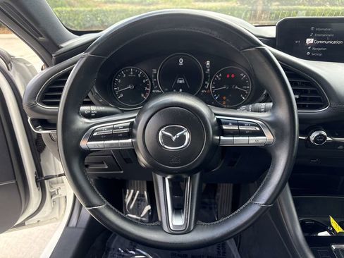 Used 2019 MAZDA MAZDA3 Hatchback FWD image 21