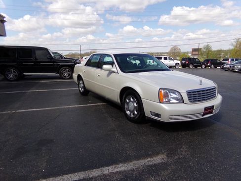 Used 2001 Cadillac De Ville image 4