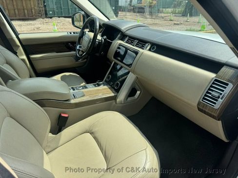 Used 2018 Land Rover Range Rover HSE AWD/4WD image 40