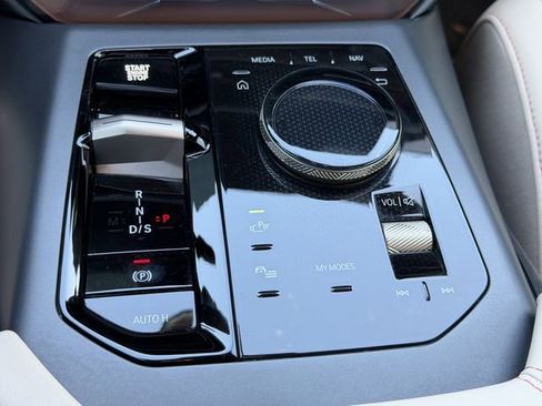 Certified 2025 BMW X3 xDrive30i w/ Premium Package image 25