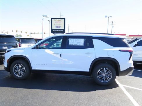 New 2026 Chevrolet Traverse LT w/ Driver Confidence Package image 6