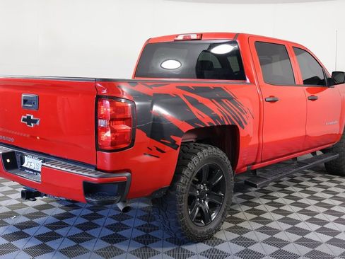 Used 2018 Chevrolet Silverado 1500 Custom image 4