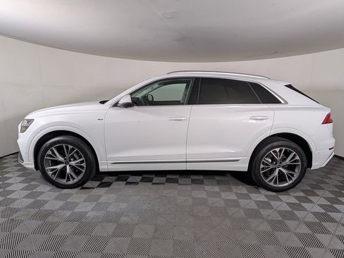 Used 2023 Audi Q8 Premium Plus w/ Premium Plus Package AWD/4WD image 2