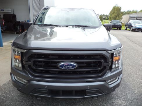 Used 2021 Ford F150 XLT w/ Equipment Group 302A High image 10