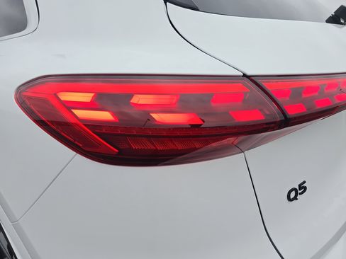 New 2025 Audi Q5 Premium Plus image 33