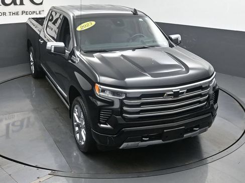 Used 2023 Chevrolet Silverado 1500 High Country w/ High Country Premium Package AWD/4WD image 45