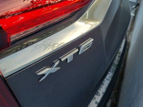 Certified 2023 Cadillac XT6 Luxury FWD image 5