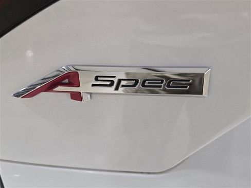 Used 2022 Acura MDX A-Spec image 11