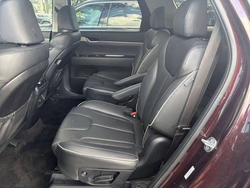 Used 2024 Hyundai Palisade SEL FWD image 40