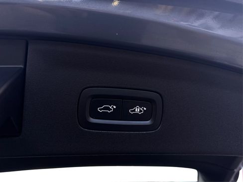 Used 2022 Polestar Polestar 2 Long Range Dual Motor Hatchbac w/ Plus Package image 25