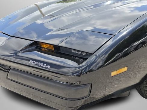 Used 1989 Pontiac Firebird Coupe RWD image 28