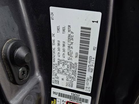Used 2024 Toyota Tundra SR5 AWD/4WD image 26