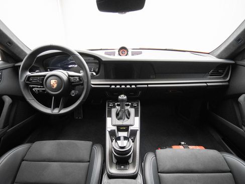 Certified 2026 Porsche 911 GT3 RWD image 11