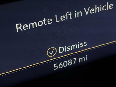 Used 2022 GMC Sierra 1500 AT4 w/ AT4 Preferred Package image 12