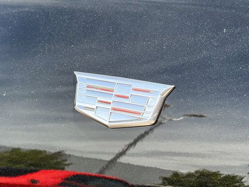 Certified 2023 Cadillac XT6 Luxury FWD image 7
