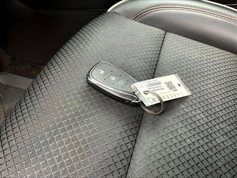 Used 2023 Chevrolet TrailBlazer RS w/ Technology Package image 30