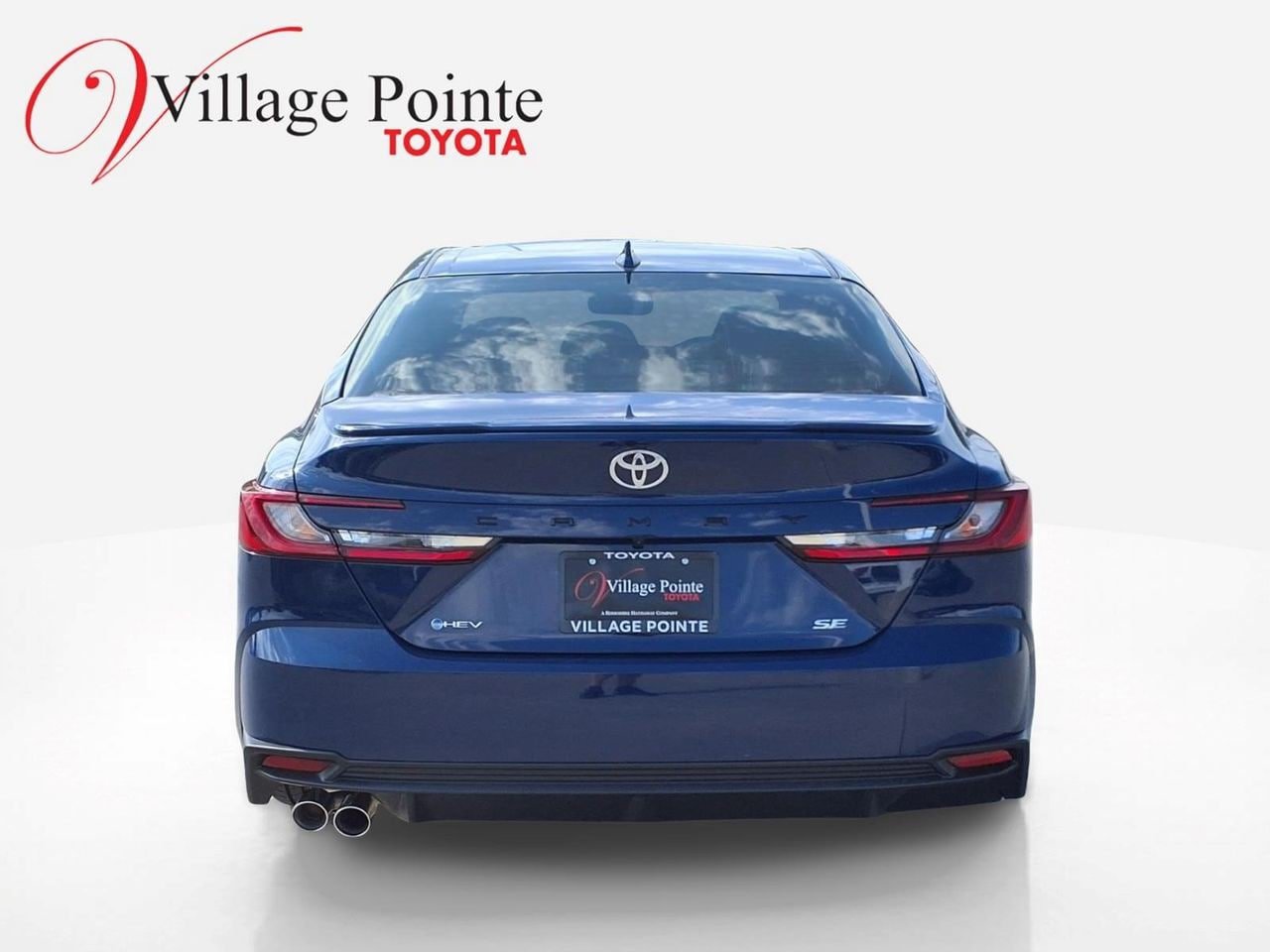 Used 2026 Toyota Camry SE w/ Convenience Package FWD image 4