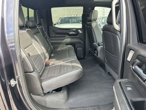 Used 2024 GMC Sierra 1500 AT4X AWD/4WD image 27