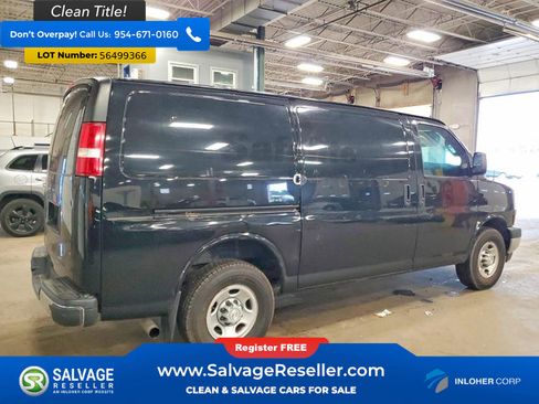Used 2018 Chevrolet Express 2500 w/ Driver Convenience Package RWD image 4