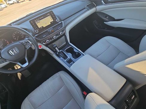 Certified 2018 Honda Accord Touring image 22