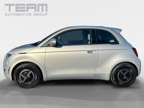 New 2025 FIAT 500 e FWD image 4