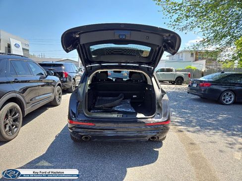 Used 2023 Lincoln Corsair AWD w/ Equipment Group 102A image 10