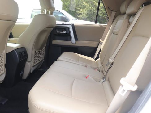 Used 2021 Toyota 4Runner Limited RWD image 12