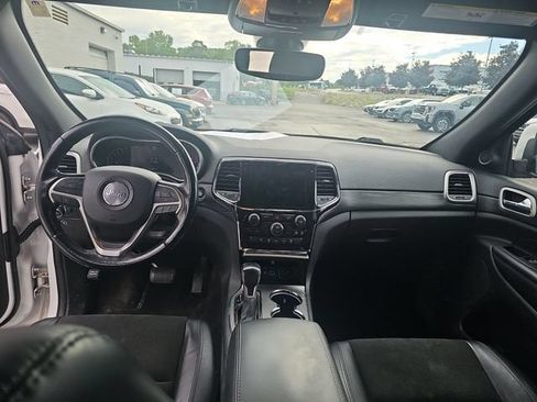 Used 2022 Jeep Grand Cherokee Laredo X AWD/4WD image 13