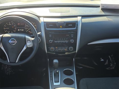 Used 2015 Nissan Altima 2.5 S w/ Power Driver Seat Package image 15