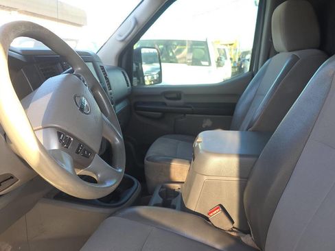 Used 2020 Nissan NV 2500 SV image 7