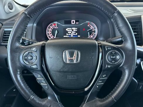 Used 2018 Honda Ridgeline RTL-E image 22