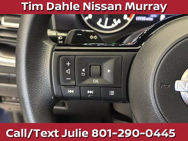 Used 2023 Nissan Rogue SV AWD/4WD image 23