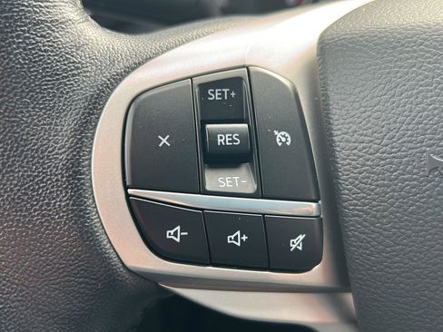 Used 2022 Ford Explorer XLT w/ Equipment Group 202A image 20