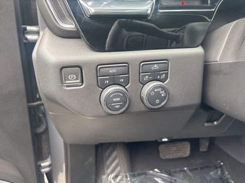 Used 2024 Chevrolet Silverado 1500 LT image 4