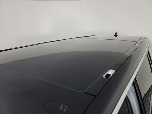 Used 2023 Rivian R1S Adventure image 13