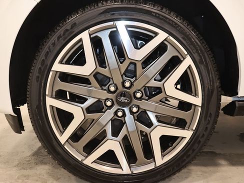 New 2026 Ford Expedition Platinum AWD/4WD image 47