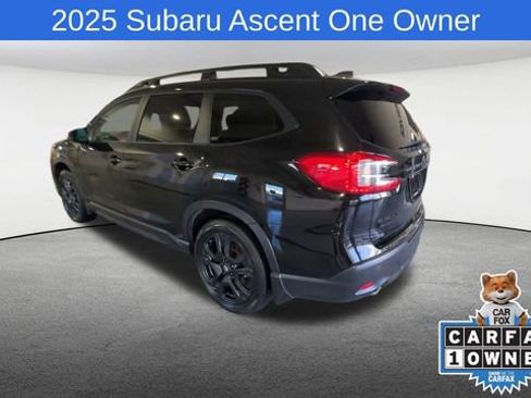 Used 2025 Subaru Ascent Onyx Edition image 7