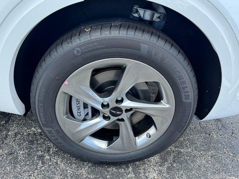 Certified 2026 Genesis GV70 2.5T Advanced image 6