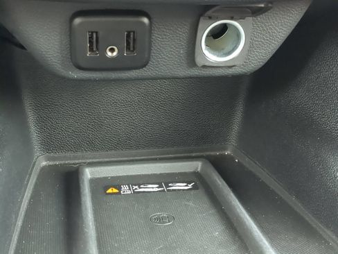 Used 2019 Chevrolet Traverse High Country AWD/4WD image 63
