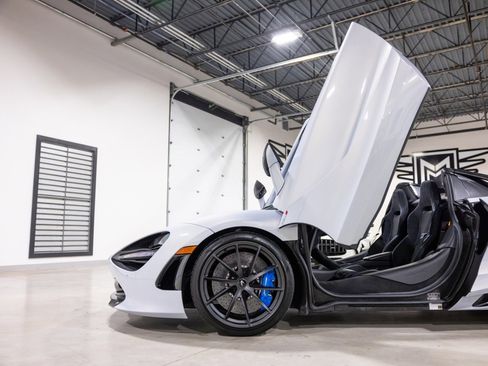 Used 2020 McLaren 720S Performance image 20