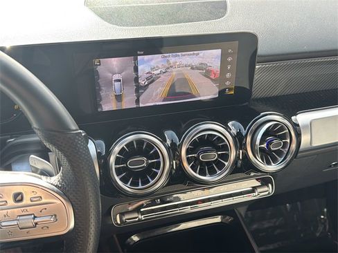 Certified 2023 Mercedes-Benz GLB 250 image 18