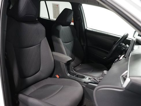 Certified 2024 Toyota Corolla Cross LE image 27