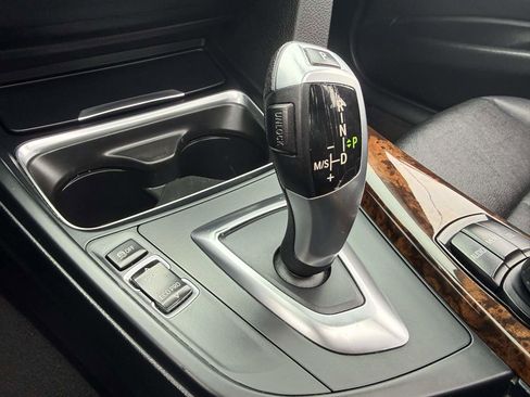 Used 2015 BMW 320i xDrive Sedan image 20