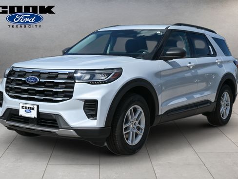 New 2026 Ford Explorer Active RWD image 1