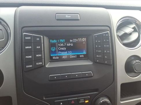 Used 2013 Ford F150 XLT w/ XLT Chrome Pkg image 16