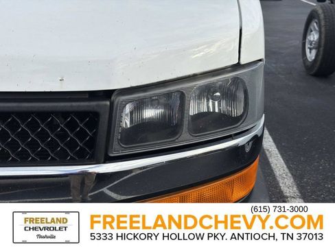 Used 2016 Chevrolet Express 3500 image 7