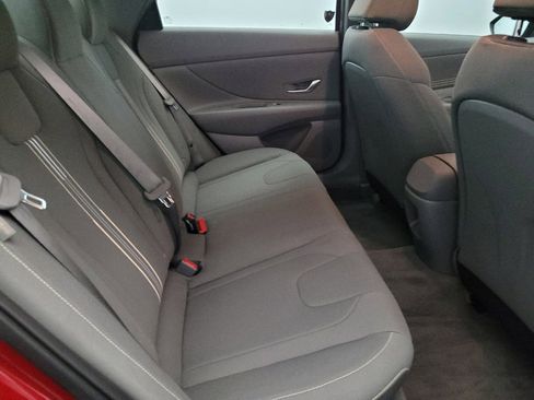 Used 2025 Hyundai Elantra Sport image 19