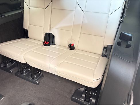 New 2025 Cadillac Escalade ESV Sport w/ Touring Package image 12