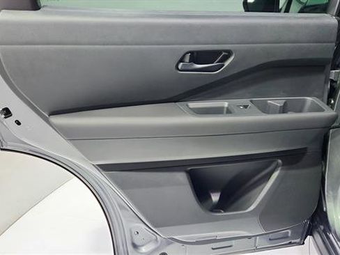 New 2025 Nissan Pathfinder SV image 22